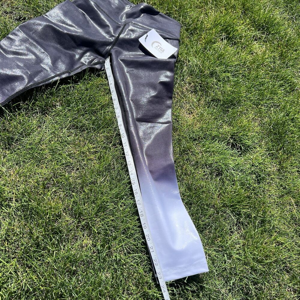 4 Pack ! ZYIA size 4 -Light n Tight High-Rise‎ Leggings $59-$79 preown NWT - Picture 6 of 16